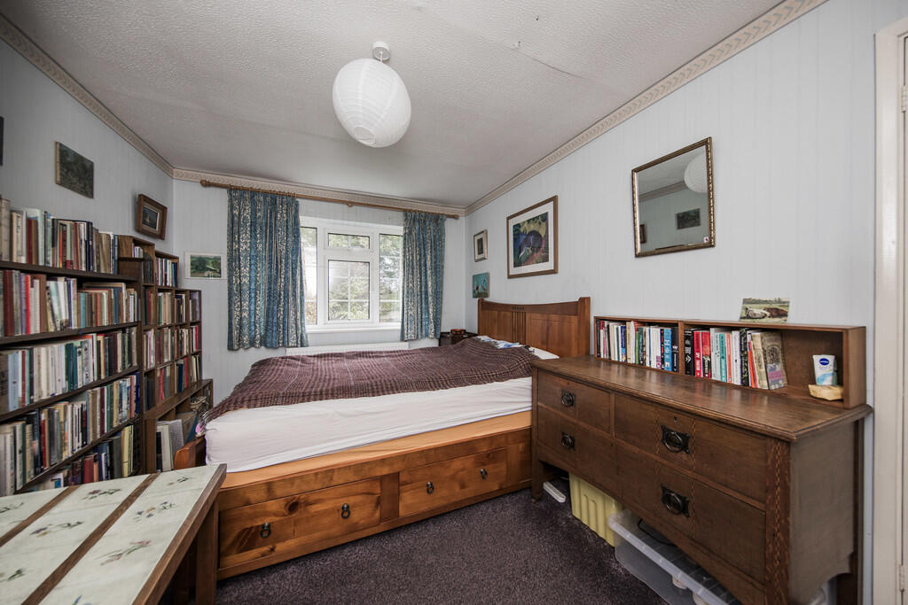 Main bedroom 2