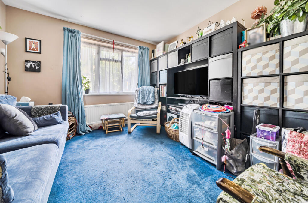 1311884-2-685589c...