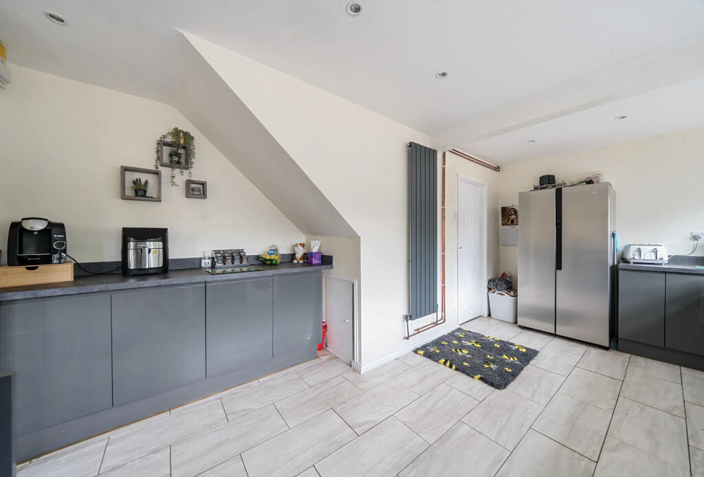 1341685-6-68a6fa6...