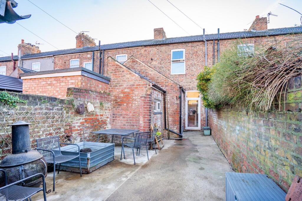 70 Gladstone street-11.jpg