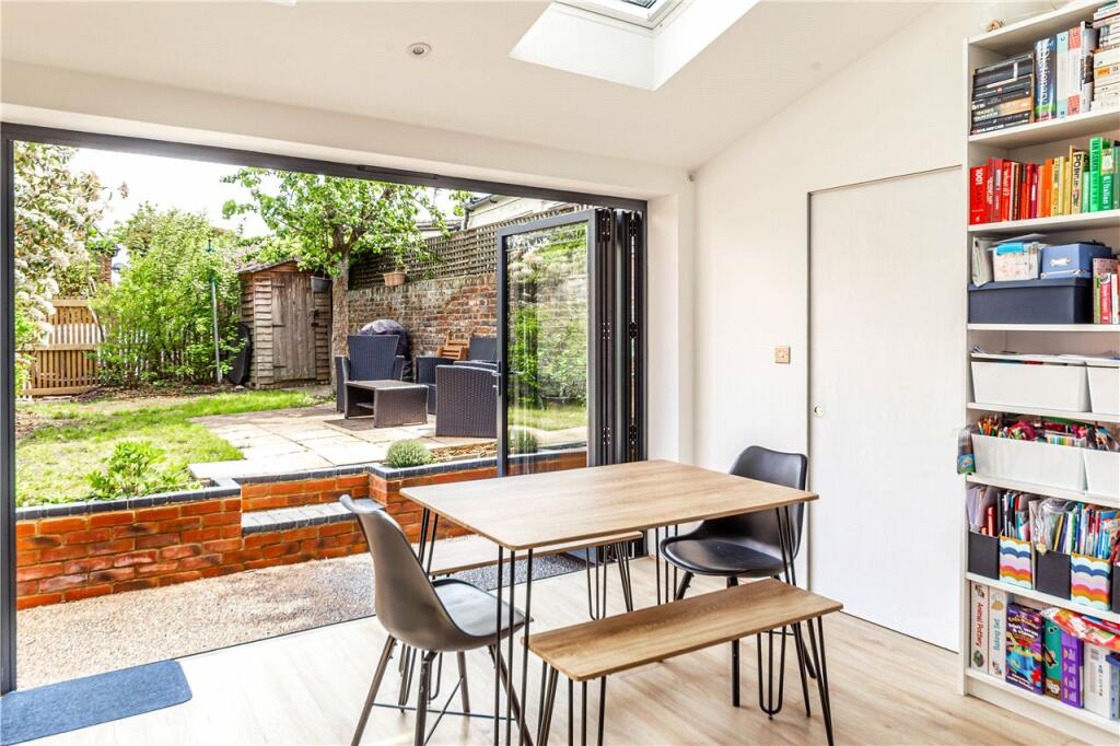 Breakfast Room