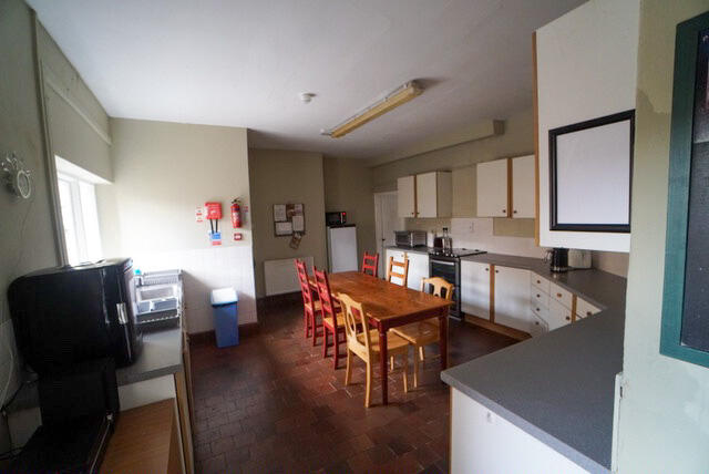 Communal Kitchen 