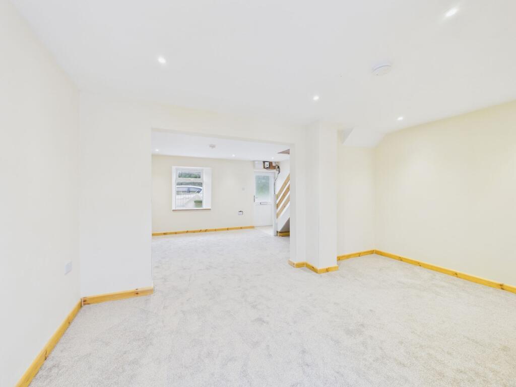 Living room 2