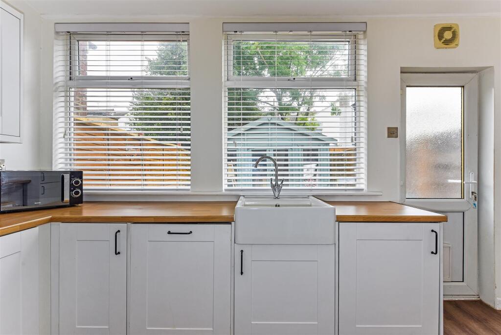 Kitchen out to garden.jpg