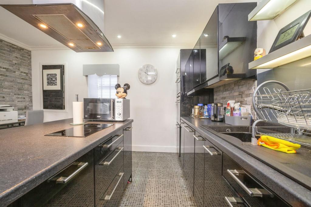 Kitchen/Family Room