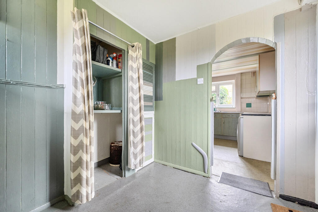 1383752-8-692d9c7...