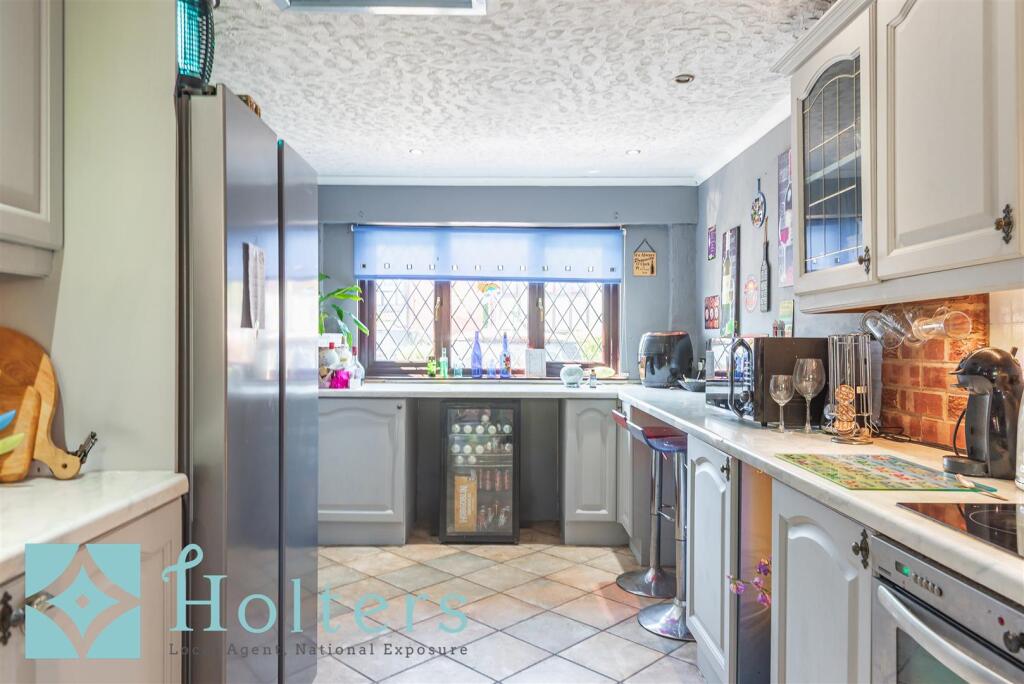 52 Pavilion Court, Newtown-09.jpg