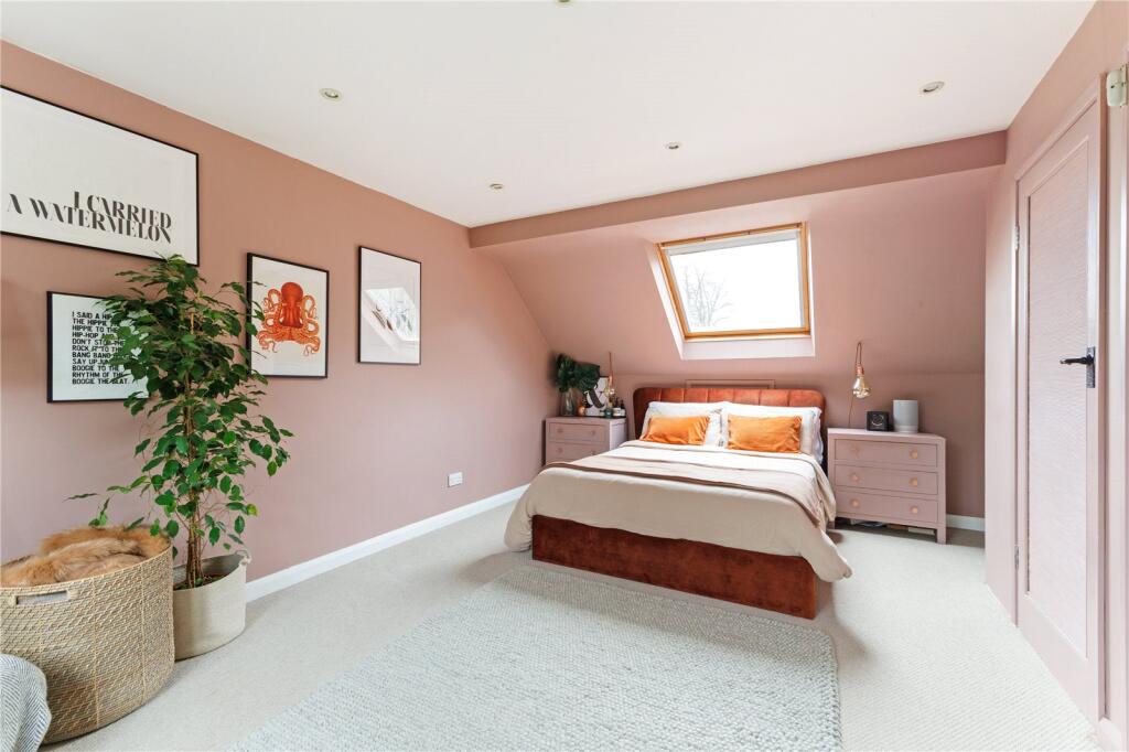Principal Bedroom