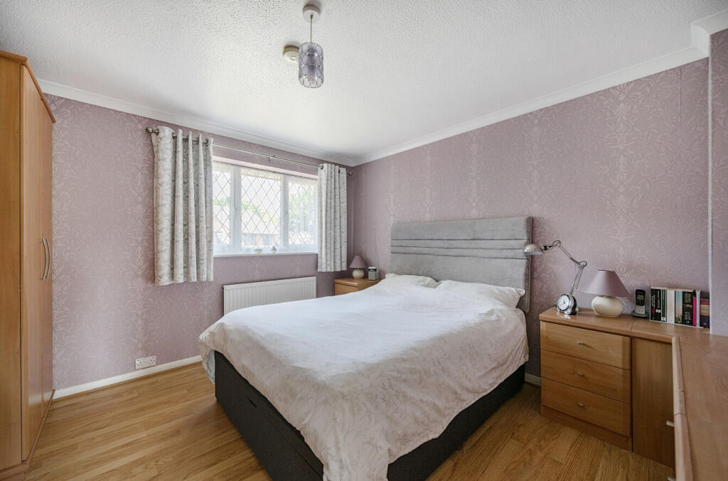 1306169-18-684c06...