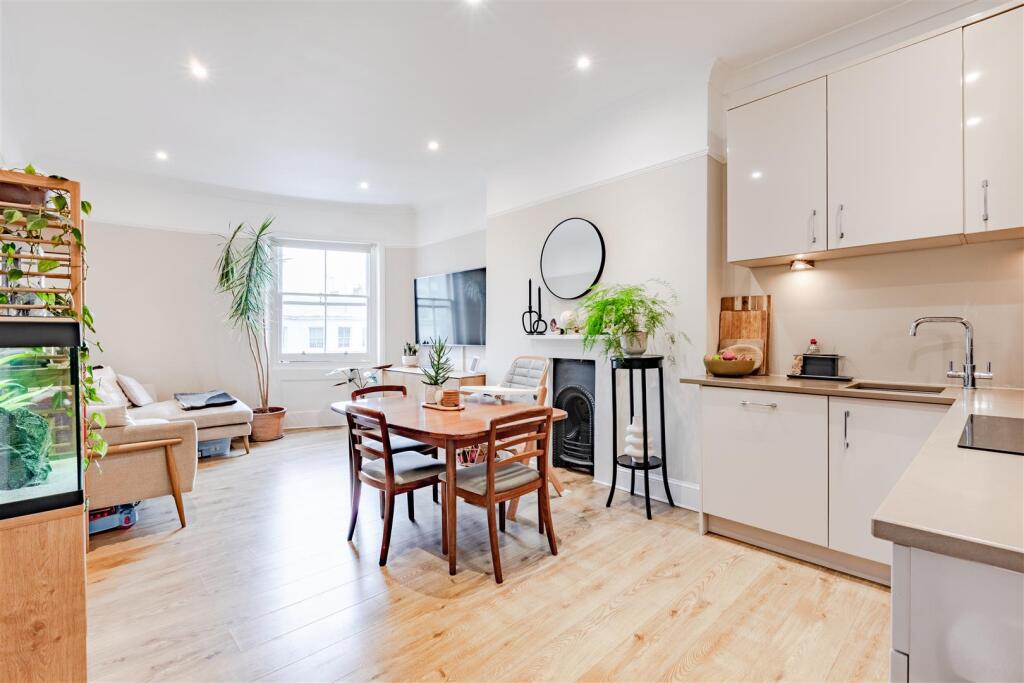 Open Plan Kitchen Reception