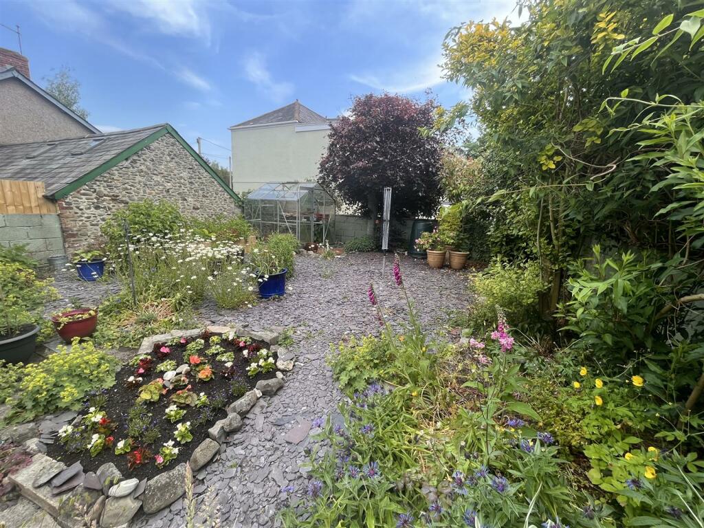 new garden.JPG
