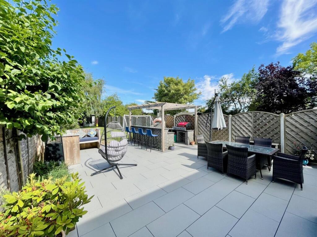 Garden 3.jpg