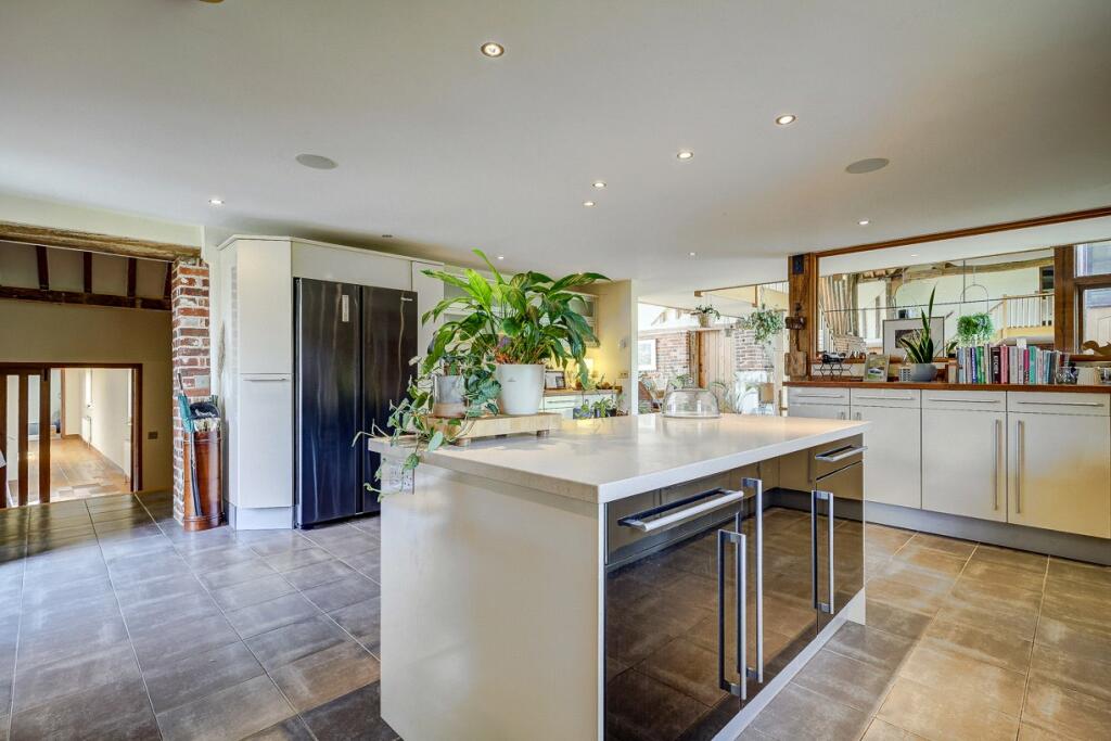 Kitchen/Breakfast