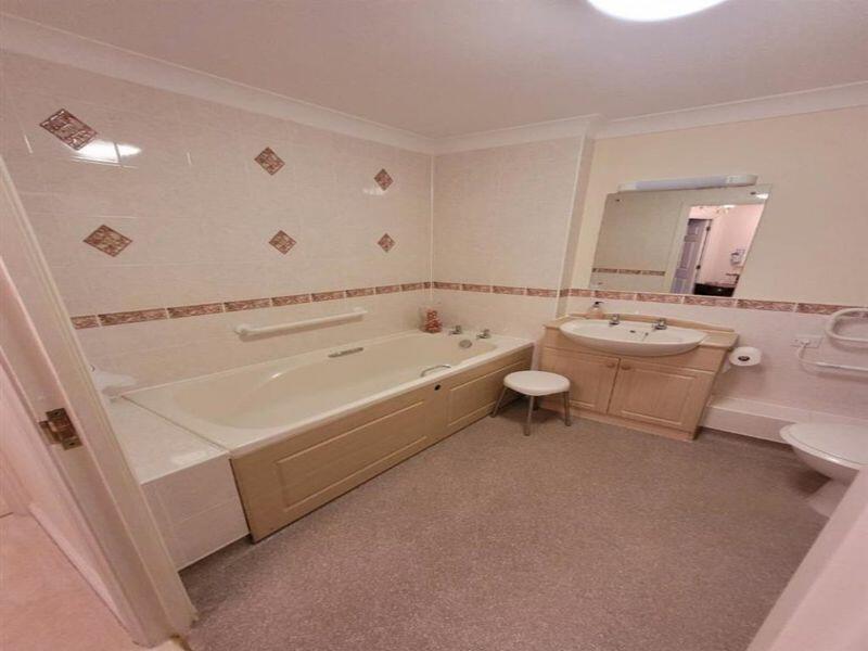 Bathroom /Wet Room