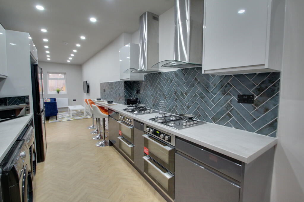Main kitchen