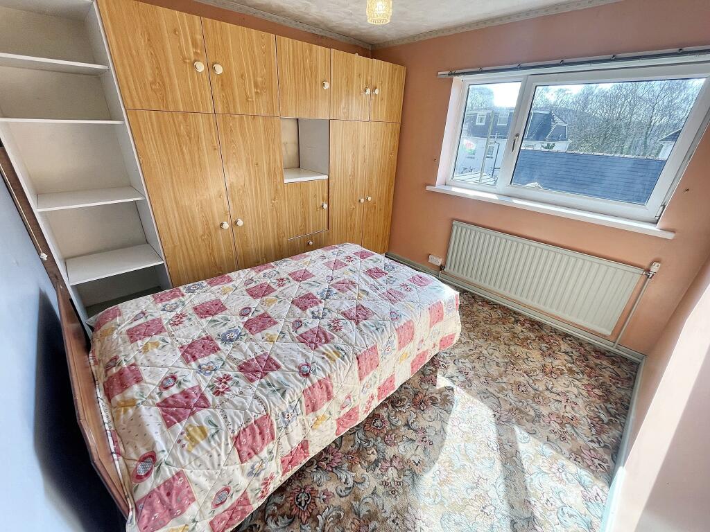 Bed2