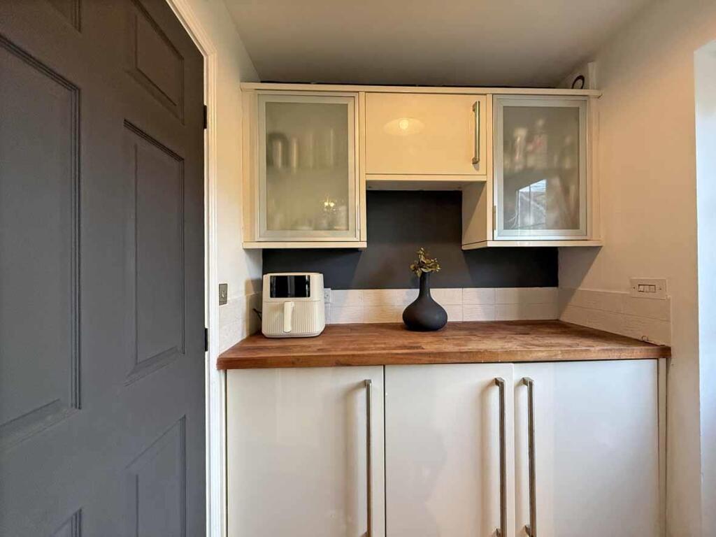 Aberdeen Avenue 100 Utility.jpg