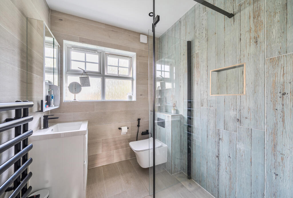 1355166-8-68c994d...