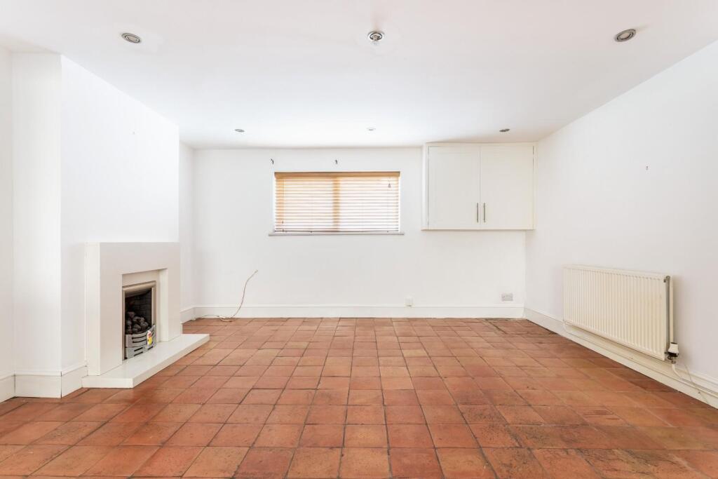 Shirley Street-7.jpg