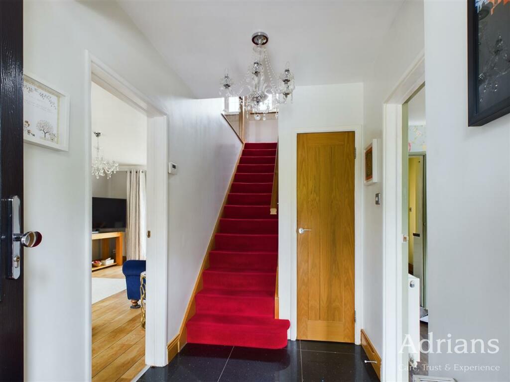 SPACIOUS HALL