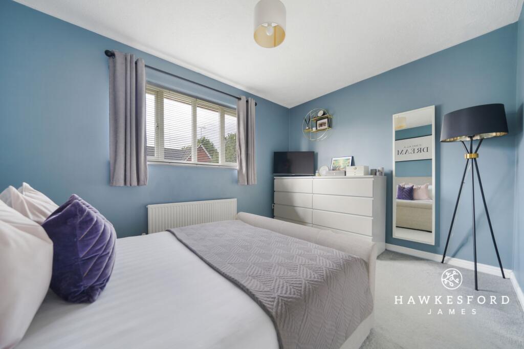 Feldspar Close, Sittingbourne - Bedroom 1