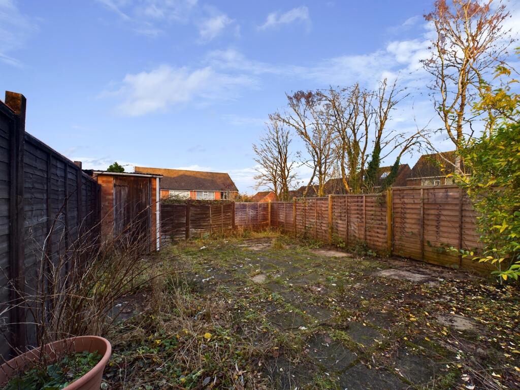 CAM02668G0-PR0143-STILL004