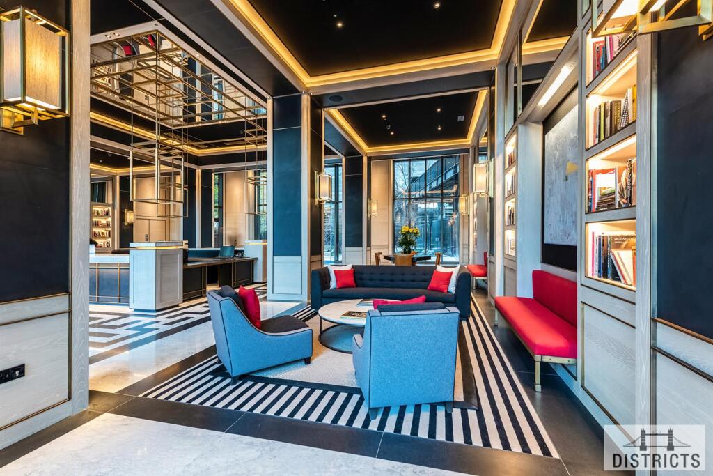 Embassy Gardens    (4).jpg