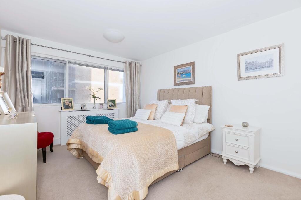 Victoria Court_3.jpg