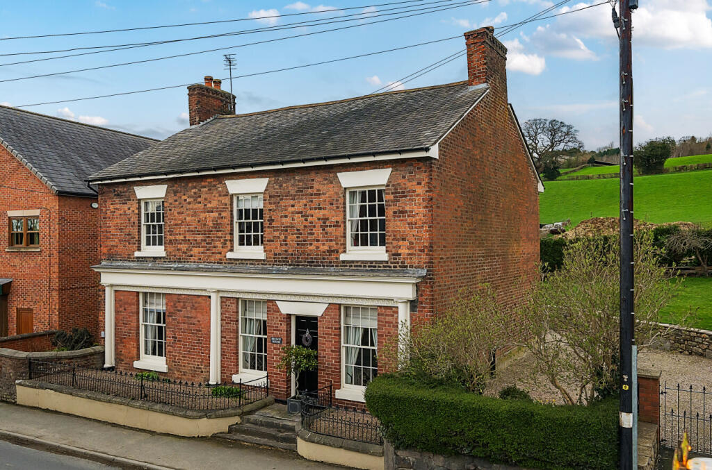 65fd7f27b9a83-l-1103777 (2)