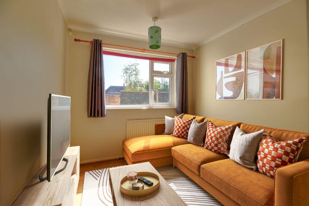 Reception Room / Bedroom 5