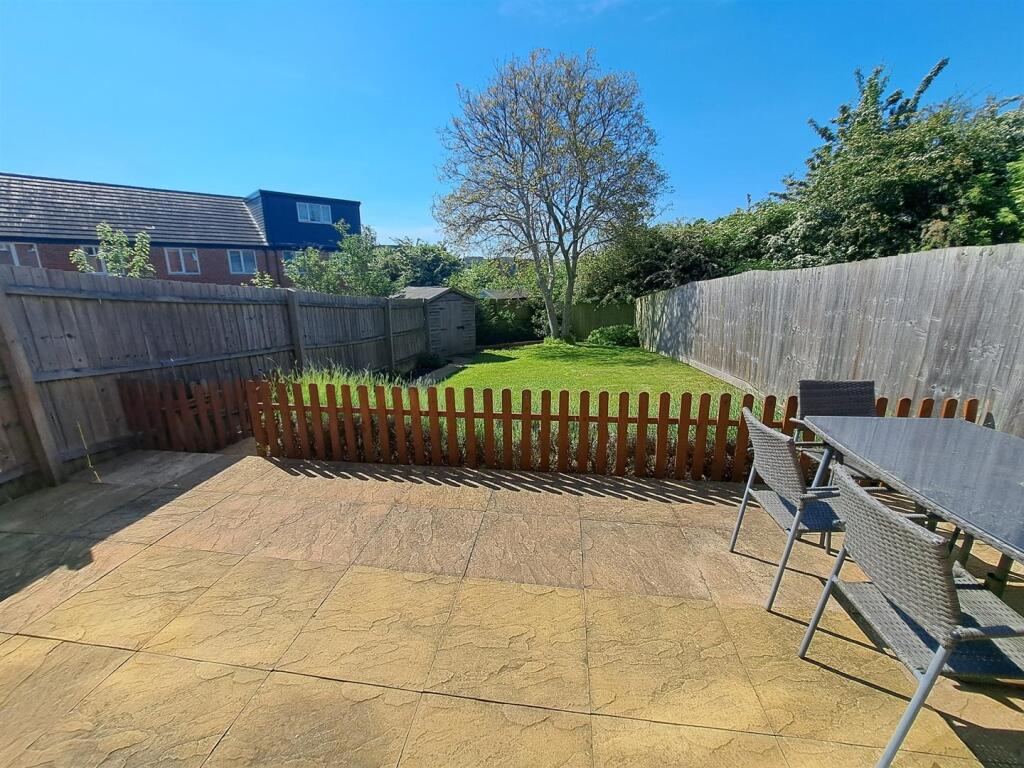 Walmer Close, Northampton