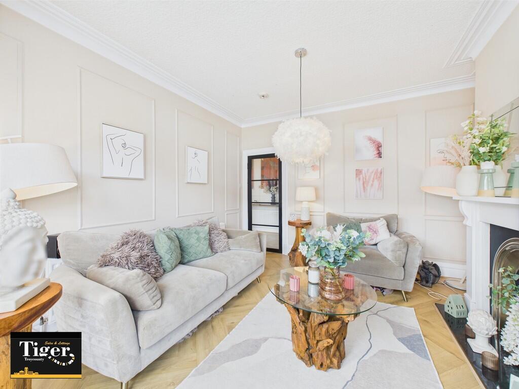 CAM03440G0-PR0311...