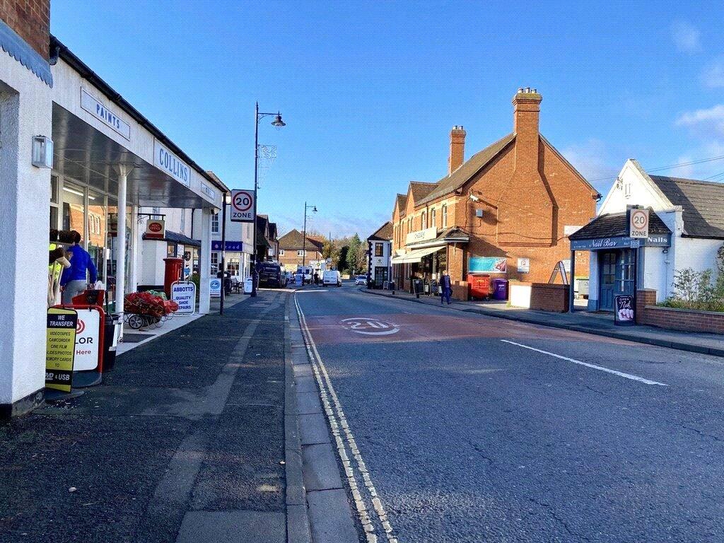 Pangbourne Village