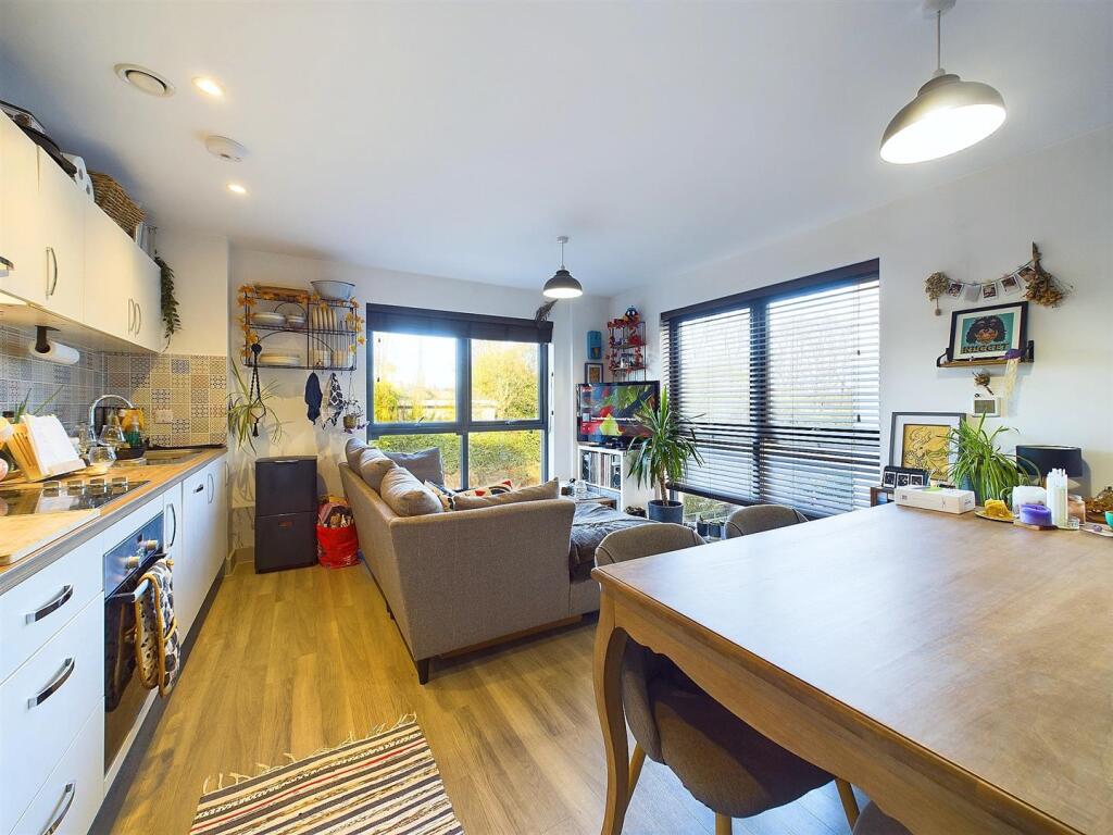2 - Two-Bedroom Flat for Auction, Paintworks, Bris