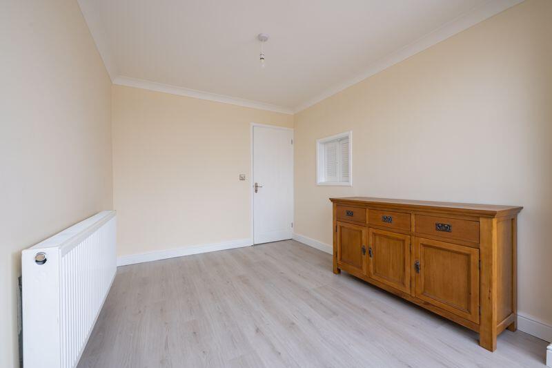 DINING/SITTING ROOM (REAR)