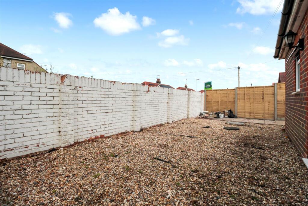 South Farm Road 148a-016.jpg