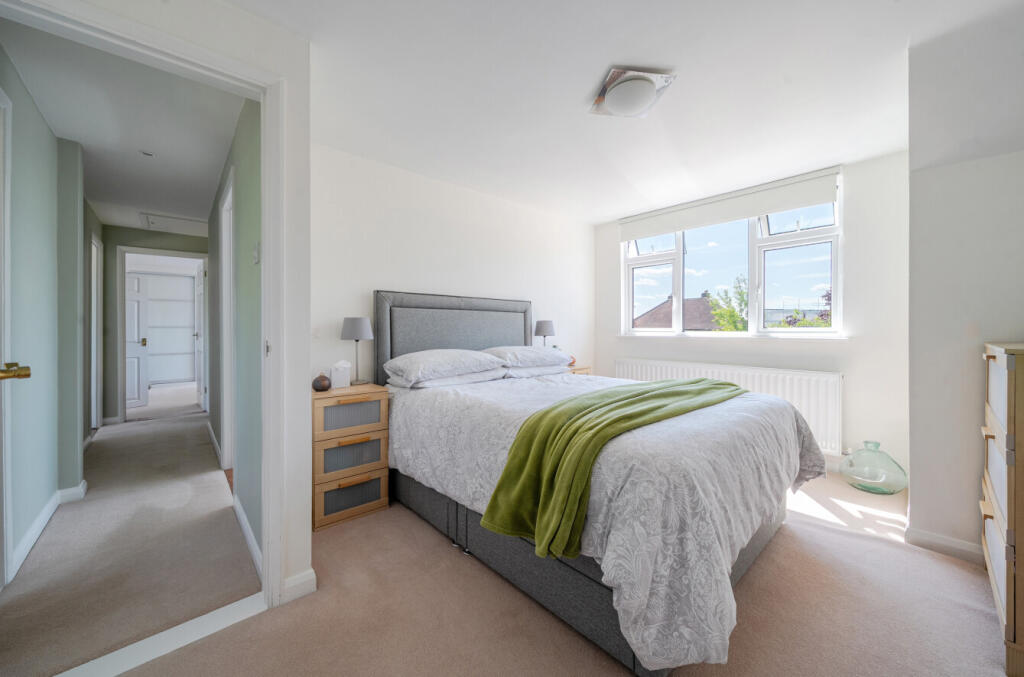 1326323-27-687792...