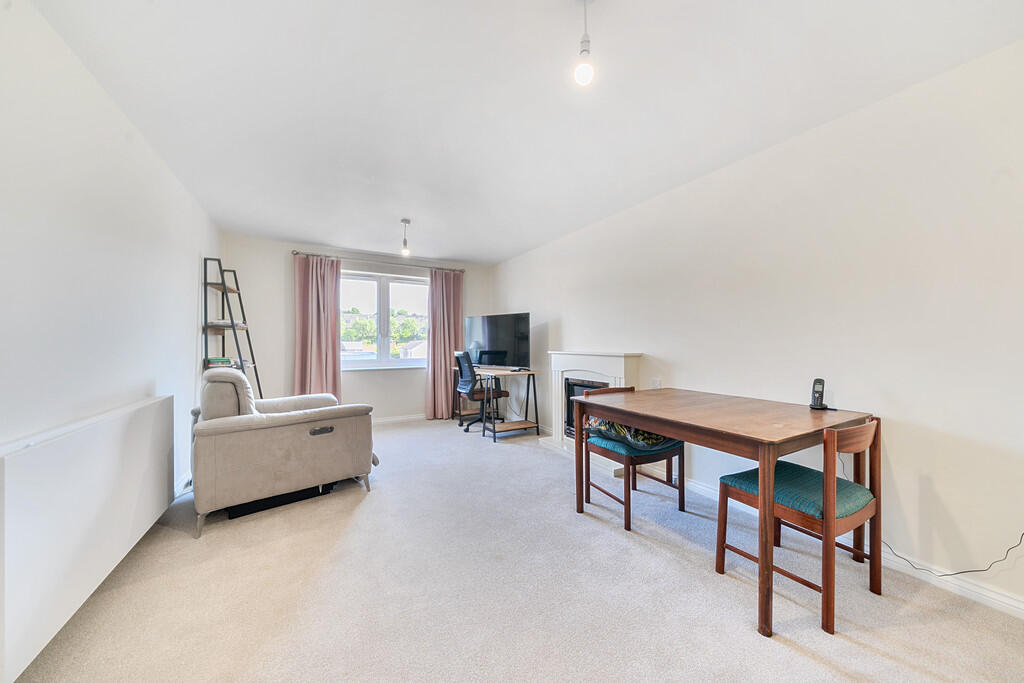 Living/ Dining Ro...