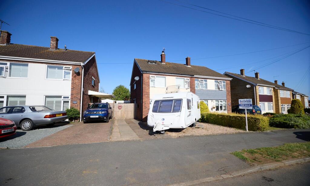 New 2 front Boyslade Road.jpg