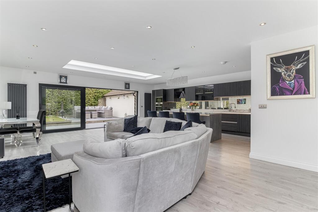 Living Dining Kitchen - G.jpg