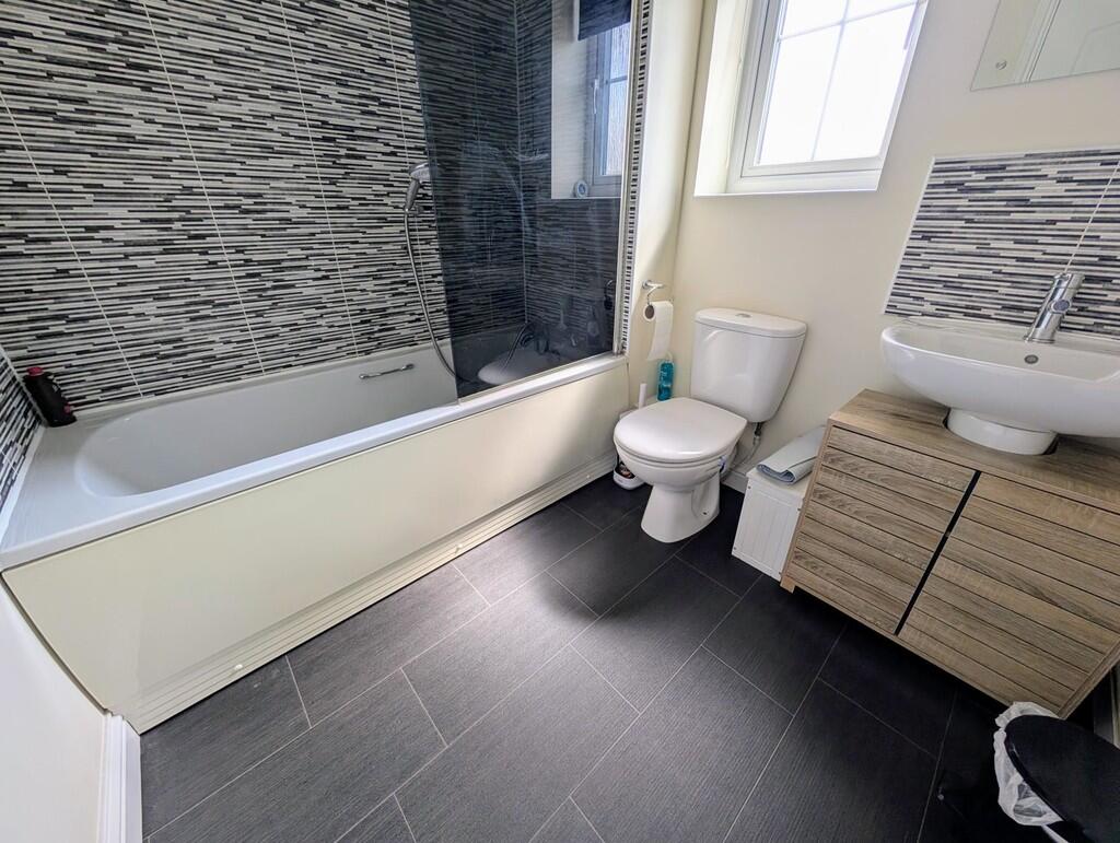 PXL_20250508_1013...