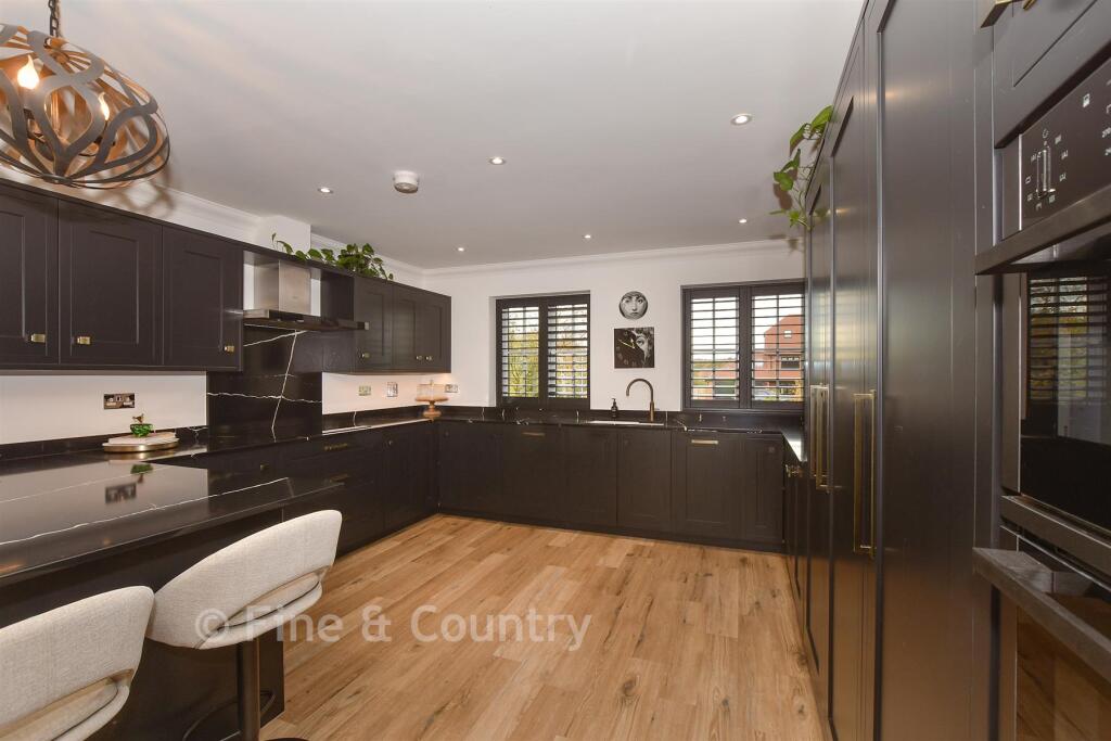 Kitchen/Breakfast Room