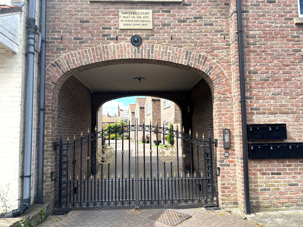 Secure gated entr...