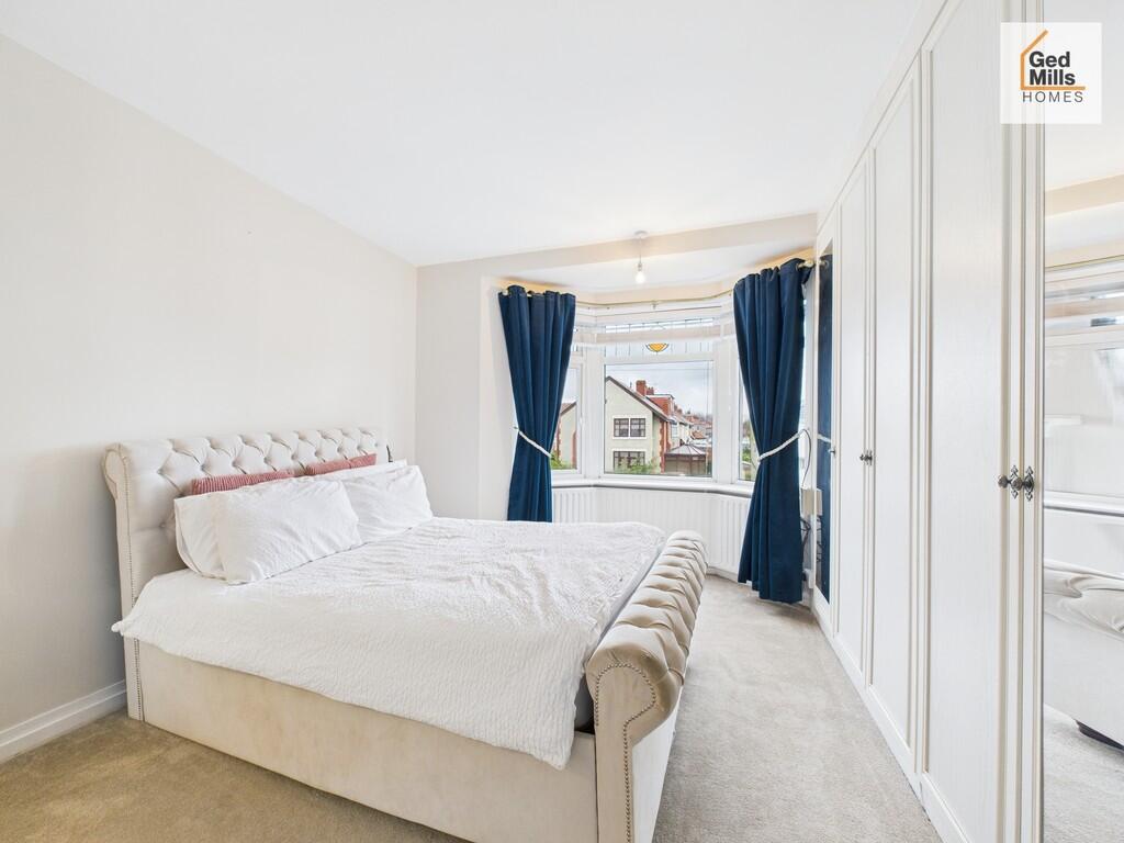 CAM02899G0-PR0070...