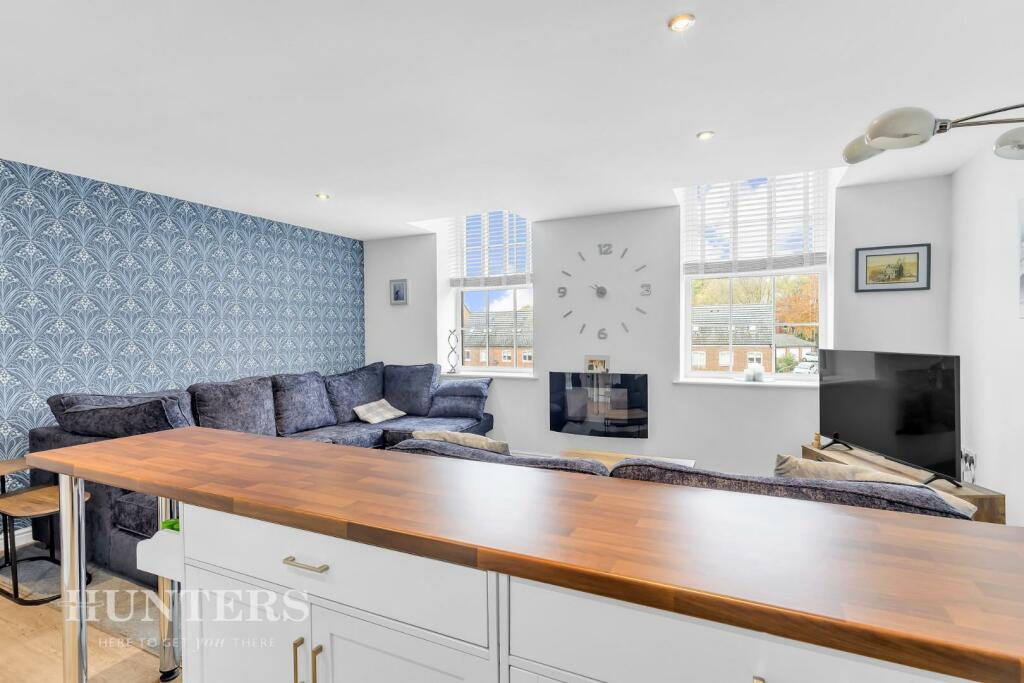 Kitchen to Lounge