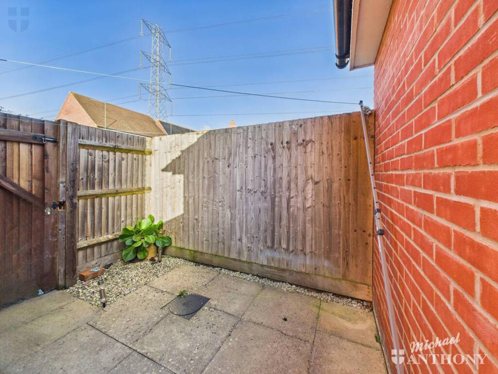 CAM03218G0-PR0830-STILL002-thumbnail-h750-70