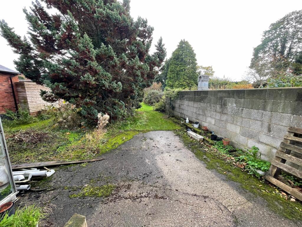 WhatsApp Image 2025-11-10 at 10.51.00_214bc7f4