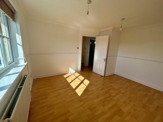 18 St Michaels Place longe new.jpg