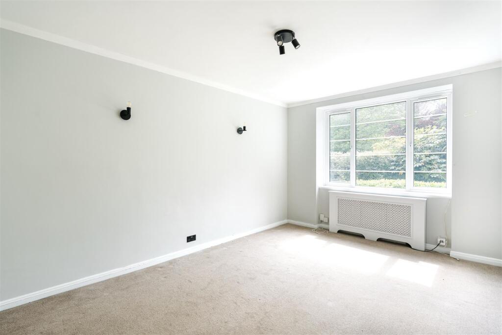 Heathway_Court-03.jpg