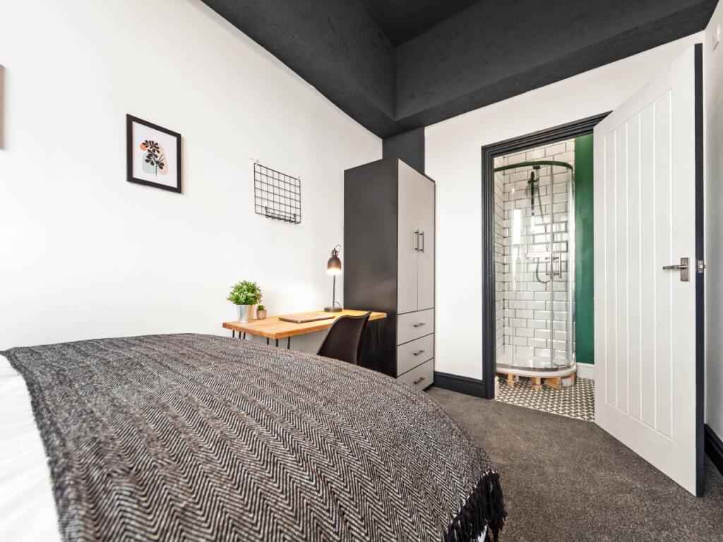 264StanningleyRoad-3